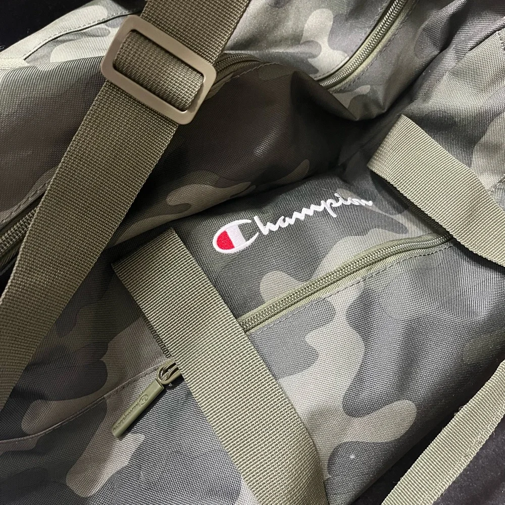 Champion camouflage duffle